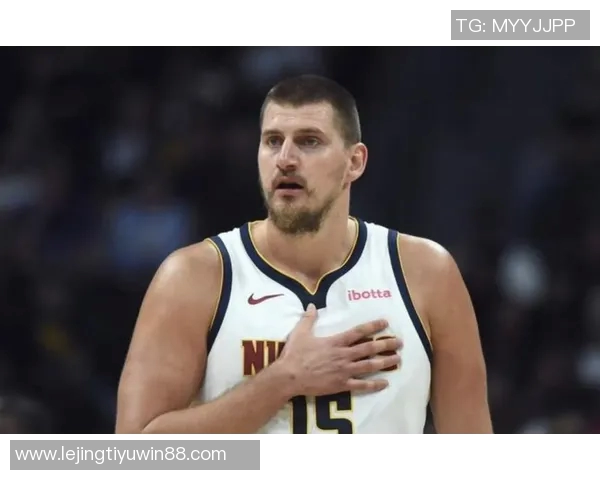 掘金官方两次失误NBA官方最终确认约基奇三双数据为27分12篮板11助攻